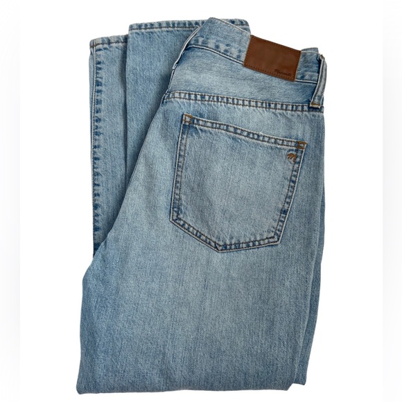 Madewell The Perfect Vintage Mom Jean in Fitzgerald Wash - Picture 8 of 11